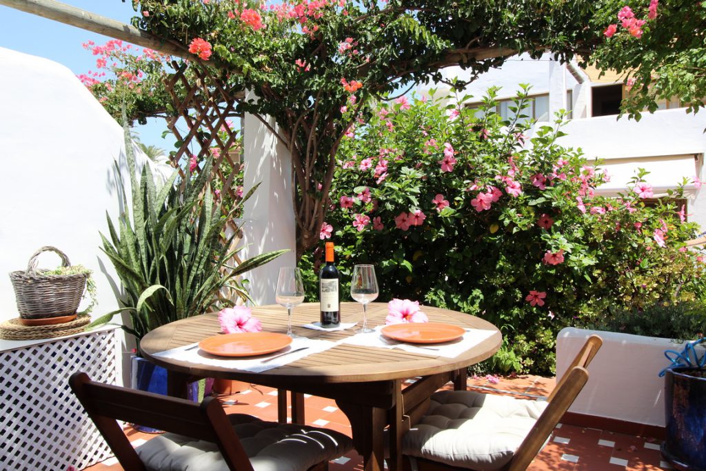 Alquilar o comprar casa en Andalucía